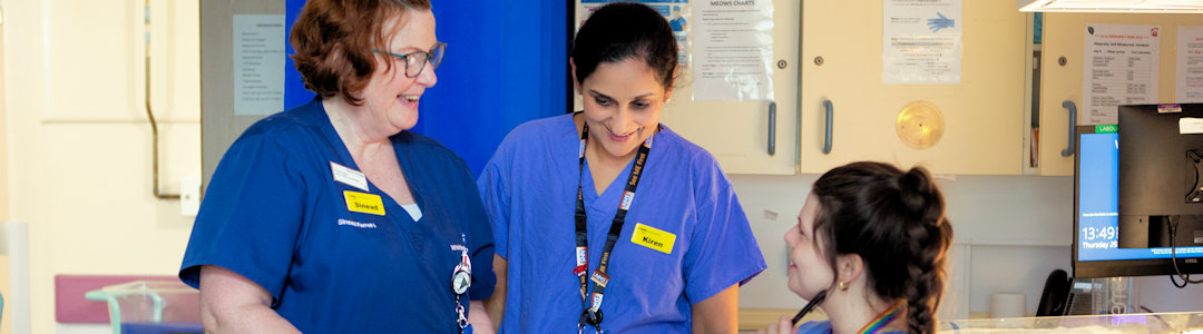 Consultants in MDT discussion Consultants in MDT discussion